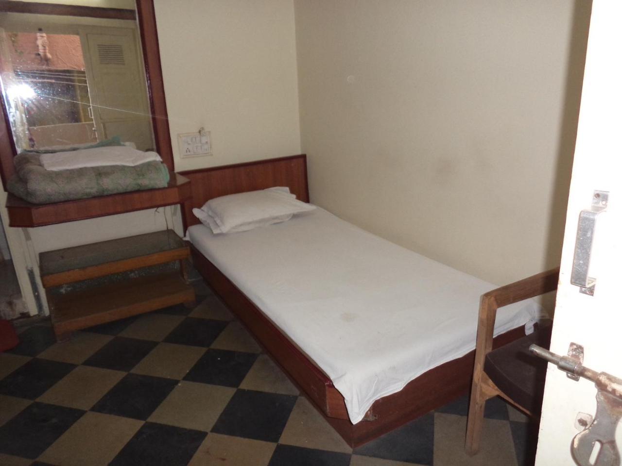Hotel Neelkamal Indore Exterior foto